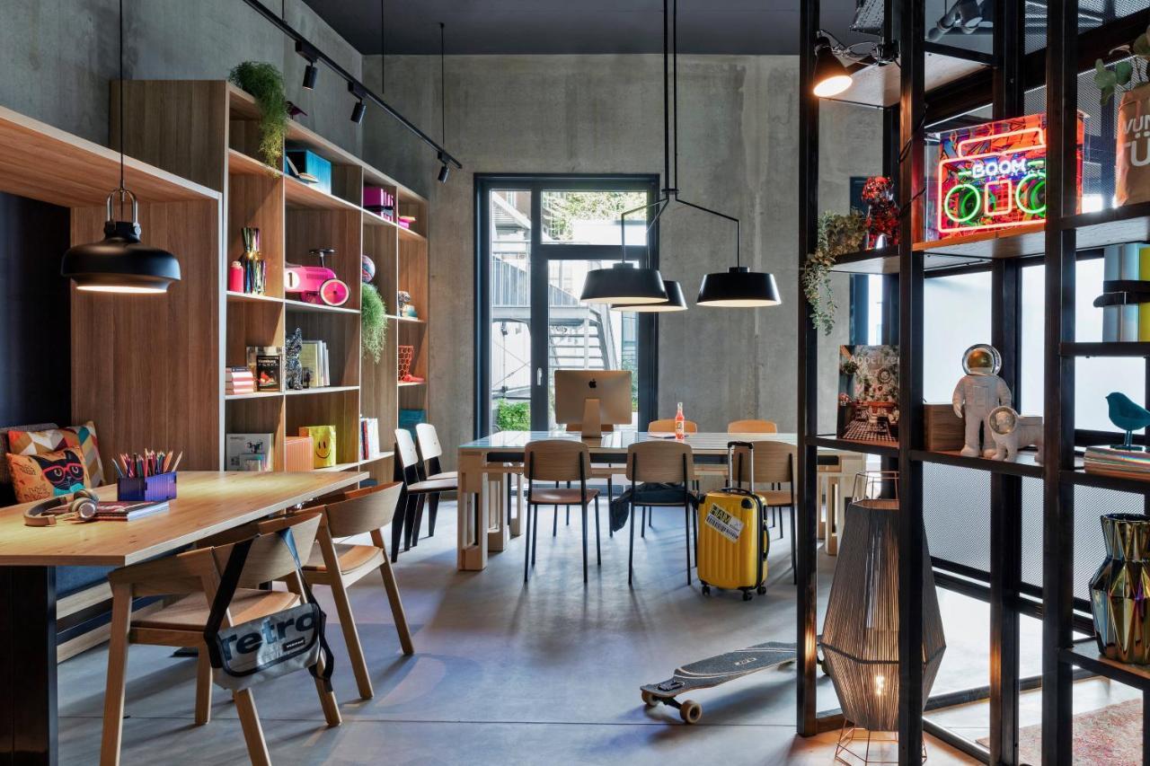 Moxy Hotel Hamburg-Harburg